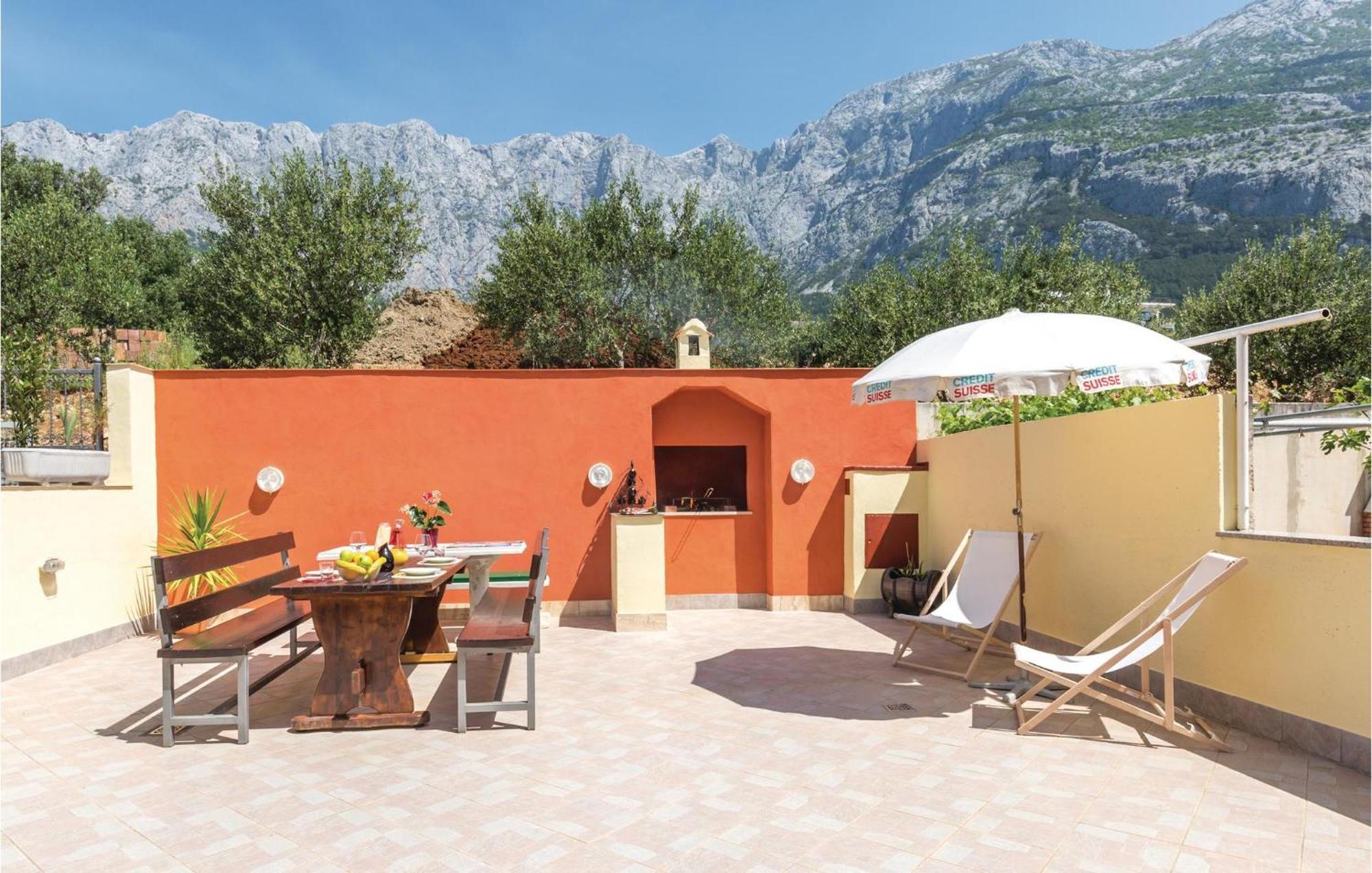 Nice Apartment In Makarska With House Sea View Εξωτερικό φωτογραφία