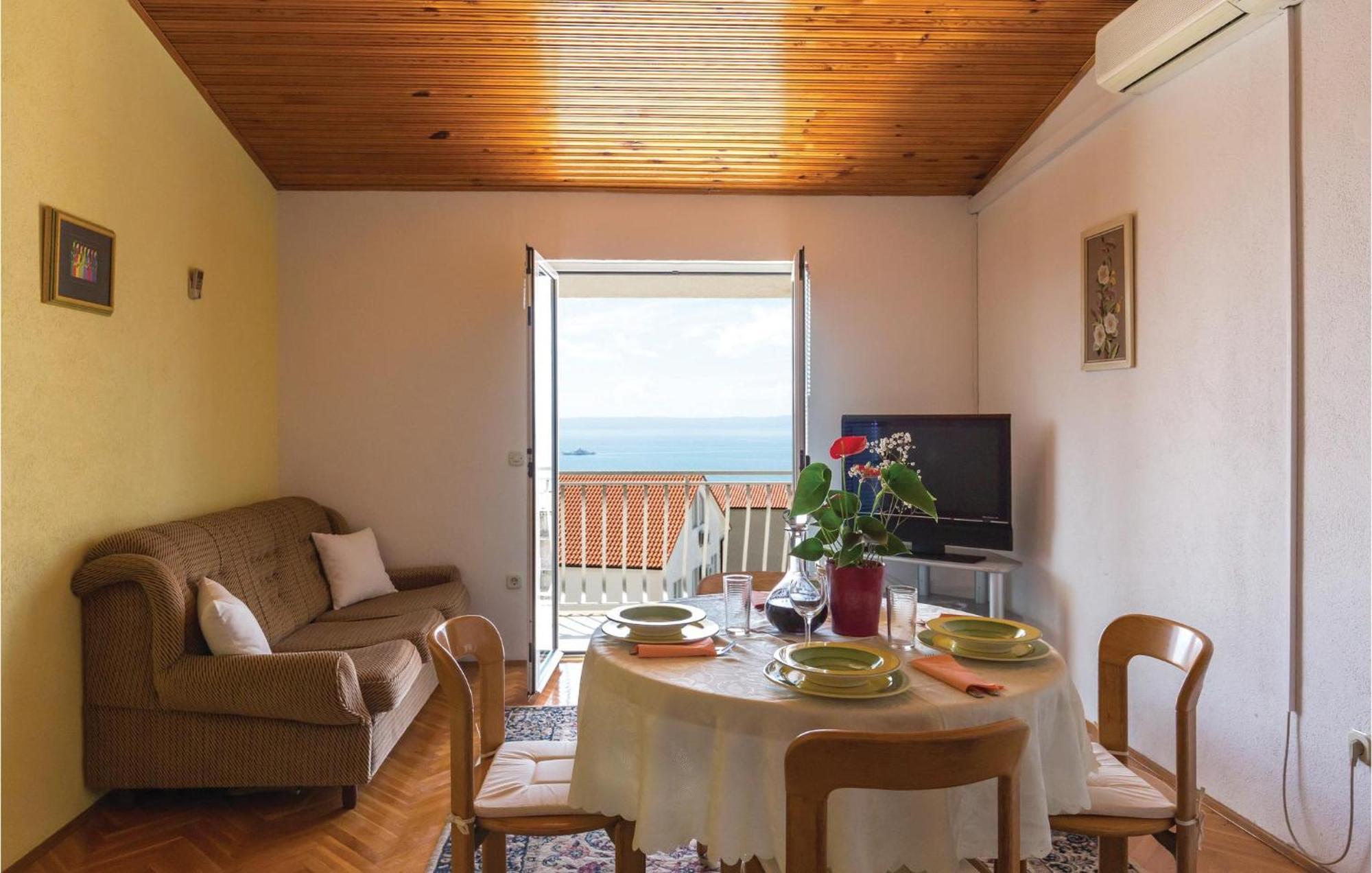 Nice Apartment In Makarska With House Sea View Εξωτερικό φωτογραφία