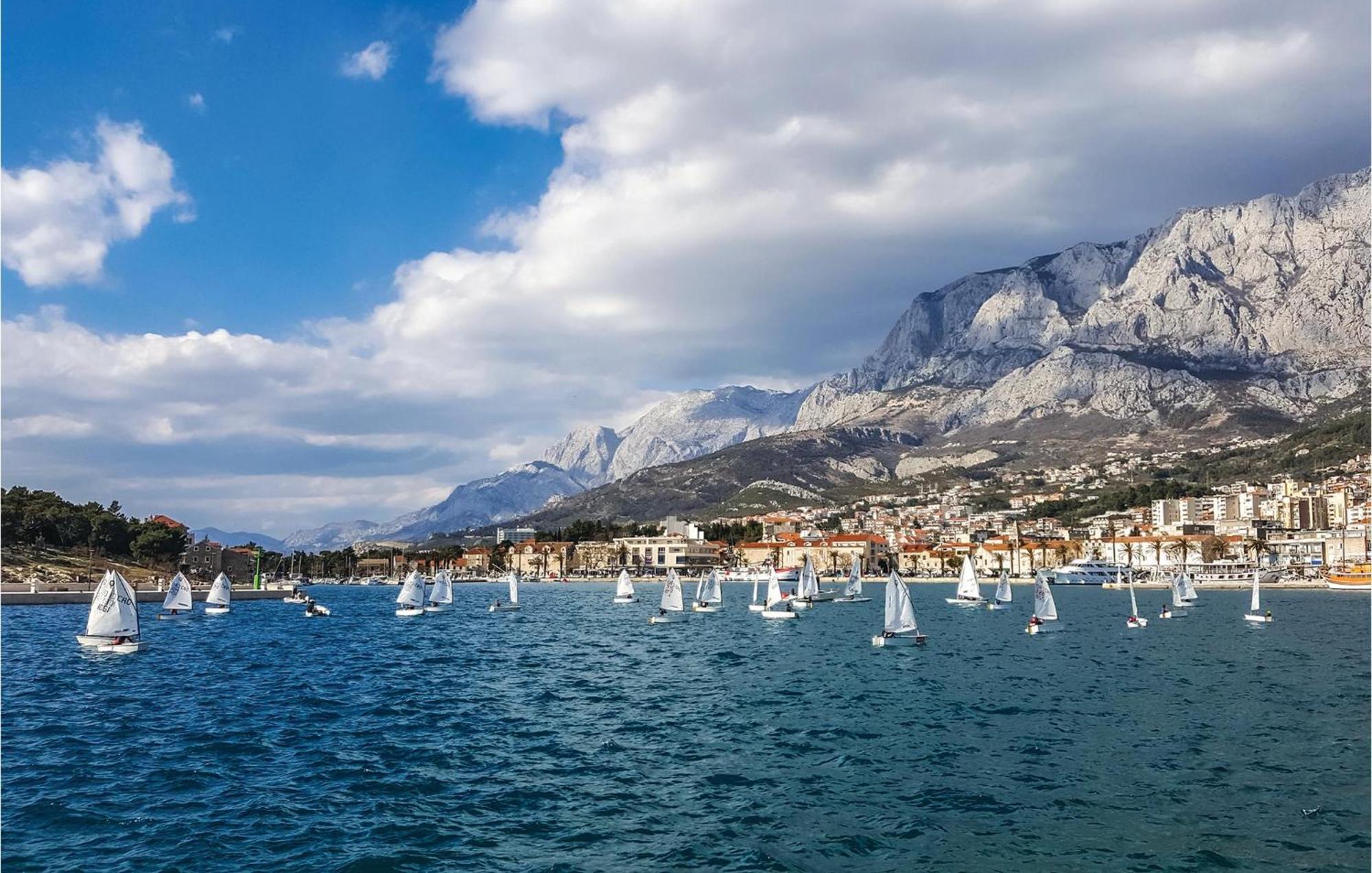 Nice Apartment In Makarska With House Sea View Εξωτερικό φωτογραφία